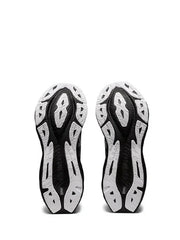 asicss novablast 3 BLACK WHITE