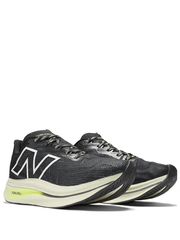 NEW BALANCE FRESH FOAM BLACK