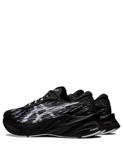 asicss novablast 3 BLACK WHITE