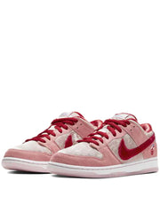 Sb dunk Low strenge Love 089