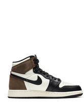 Nikee Air Jordan 1 High Mocha UA