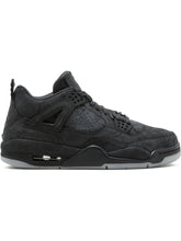 Jordan retro 4 Black Kaws