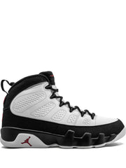 Air Jordan 9 Black white