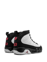 Air Jordan 9 Black white