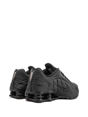 Nikee Shox R4 Triple Black 839