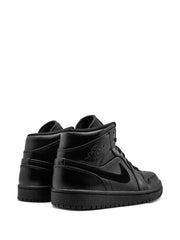 Nike Air Jordan Retro 1 Triple Black