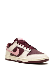Nikee Sb Dunk Low PRM Valentines Day