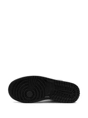 NIK_E AIR JORDAN 1 LOW PANDA FIX