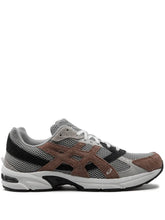 Asicss hal Studios X Gel 1130 eart