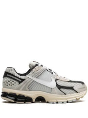 nikee Air Zoom Vomero 5 Supersonic 366