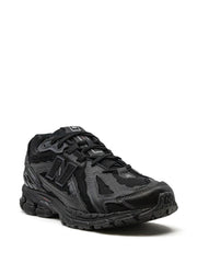 New Balancee 1906D All Black