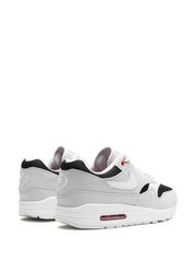 NIKE_AIRMAX_1_PLATINUM_WHITE_BLACK_RED
