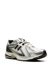 New Balancee 1906R Silver Black 1103