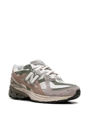 new balancee 1906 Utility Linen Dark Olivine Flat Taupe Low