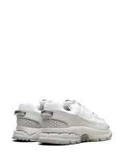 Nikee Zoom Vomero 5 Roam Light Bone