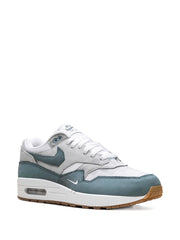 Nik.e airmax 1 swoosh low poly 224