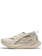 Reebok Floatride X Argus white