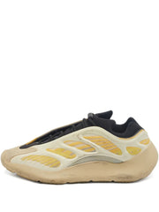 Adidass. Yeezy 700 V3 Azael