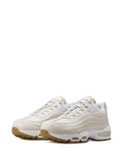 Nikee AirMax 95 OG x Levis Light Orewood Brown