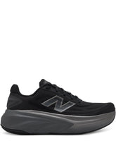 New Balance Fresh Foam X More v5 All Black Running