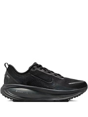Nikee Vomero 18 Triple Black