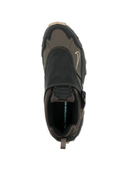 Nikee ACG PhassadIronstone and Black