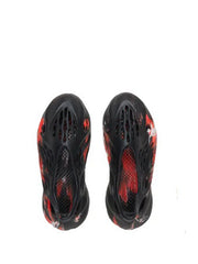FOAM RUNNER BLACK RED