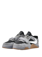 NIKE AIR JORDAN TRAVIS SCOTT JUMPMAN JACK SAIL GREY