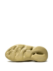 Adidass Yeezy Foam RNNR Sulfur - 2