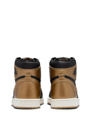 Air Jordan 1 Retro High OG Black And Gold - 3