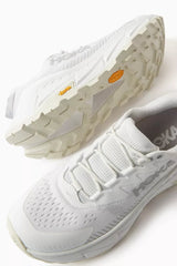 HOKAA SKYLINE FLOAT X ALL WHITE - 3