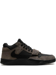 NIKEE AIR JORDAN X TRAVIS SCOTT JUMPMAN JACK DARK MOCHA SEMI UA - 1