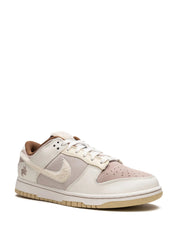 Nikee Dunk Low Year Of The Rabbit - 2