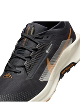 Nikee Pegasus Trail 5 GTX Off Noir Black Monarch Pale Ivory - 3