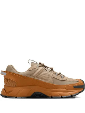 Nikee Zoom Vomero 5 Roam Flax fix - 1