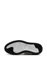 Nikee_air_jordan_1_low_elevate_silver_toe - 4
