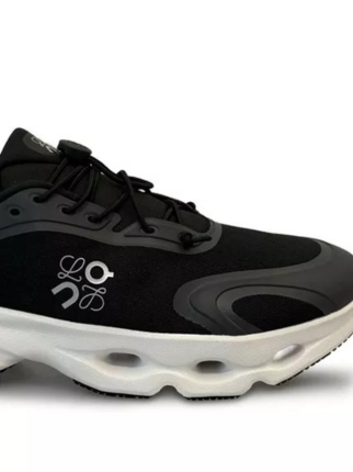On Running Cloudsolo X Loewe White Black 966 - 4