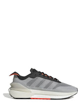 Adidas Avryn Trainer Black Solar red