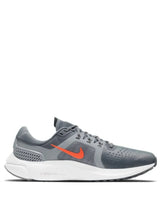 Nikee Zoom Vomero 15 Gray
