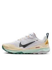 Nikee Wildhorse 8 Trail White Alabaster University Gold Black