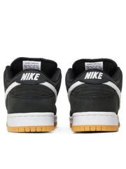 Nike sb dunk low black gum