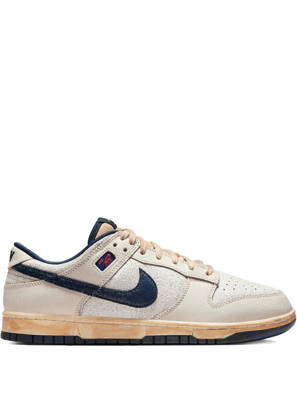 THE STRANGER THINGS X NIK SB DUNK LOW phantom - 1