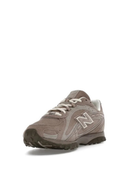 new balancee 204L Mushroom Arid Stone352