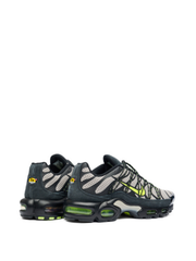 Nikee Airmax Plus Utility Tan Volt