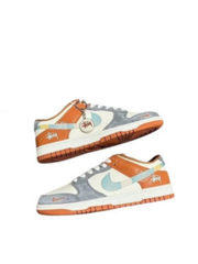 Stussy X nikee SB Dunk Grey Orangee