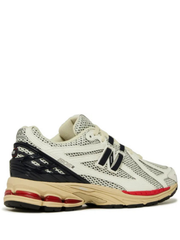 new balancee 1906R Sea Salt Eclipse True Red