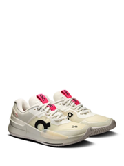 On The Roger Pro 2 Clay White Pink