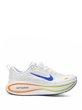 Nikee ZoomX Vomero Plus White 875