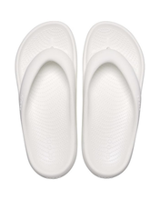 crocss MELLOW RECOVERY FLIP Flops Whites - 3
