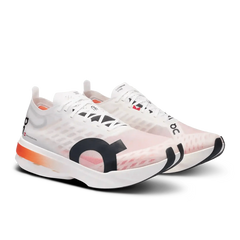 ON RUNNING CLOUD BOOM WHITE